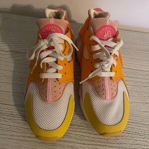 Women’s Nike Air Huarache Sneakers